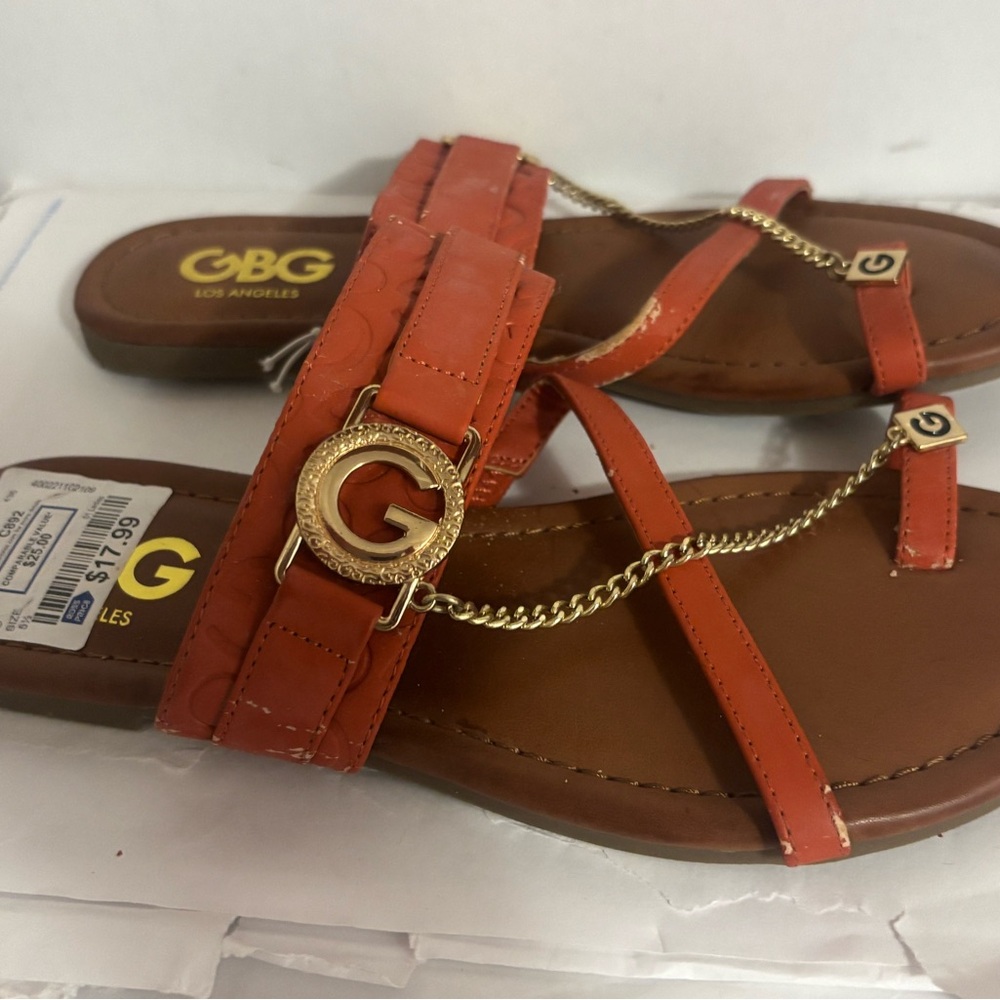 GBG Los Angeles Coral Orange Chain-Accent Thong Sandals